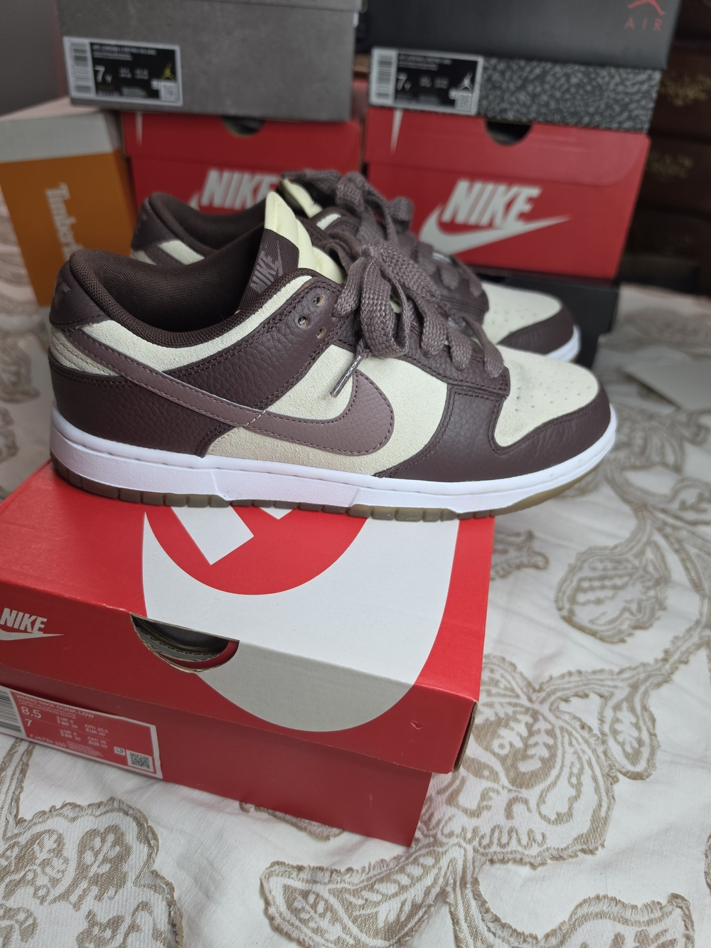 Women's Nike Dunks Brown/Cream | Size Women's 8.5
